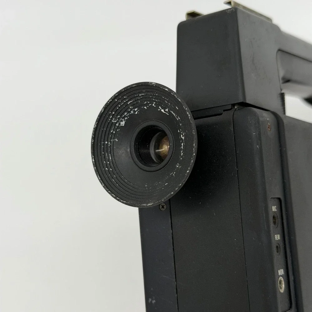 Sankyo Sound XL-320 Supertronic Super 8 Movie Camera SMU-233 Microphone Untested